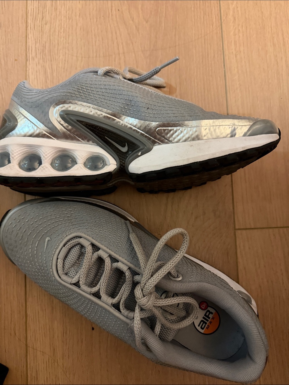 Nike Light Gray and Silver Running Sneakers
